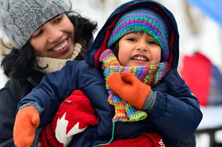 ठंड में बच्चों को गर्म रखने के उपाय how to keep children warm in winter cold